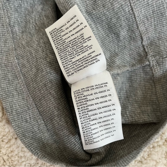 H&M Ribbed T-shirt - Picture 9 of 10